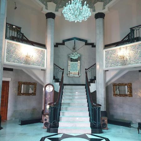 อริมบี เปชาเตน สวีท Hotel จาการ์ตา ภายนอก รูปภาพ