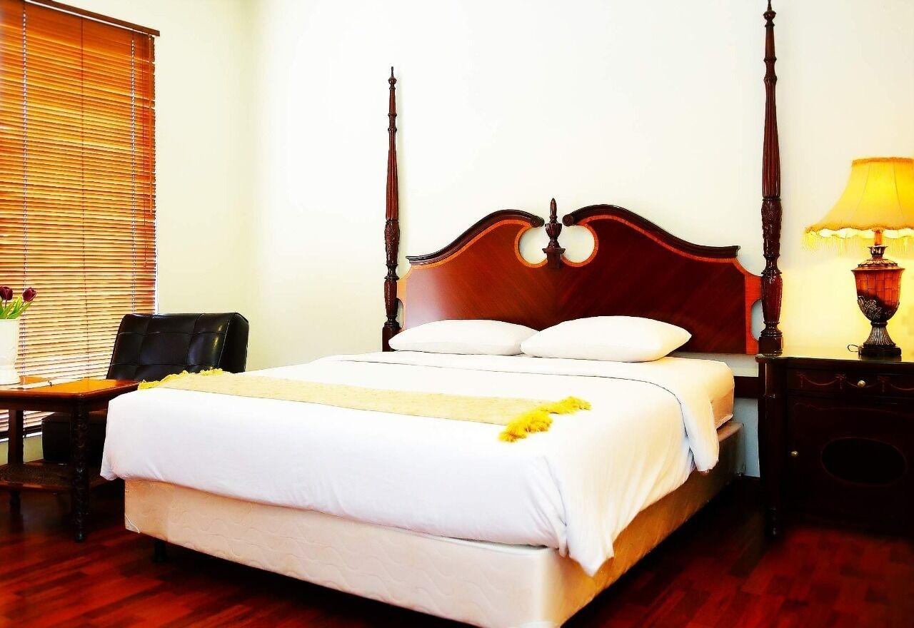 อริมบี เปชาเตน สวีท Hotel จาการ์ตา ภายนอก รูปภาพ